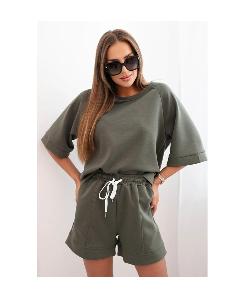 Dámska  súprava s blúzkou s krátkym rukávom a šortkami s gumičkou