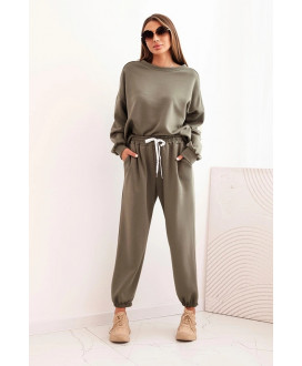 Dámsky komplet s voľnou mikinou a nohavicami s nápisom LOVE