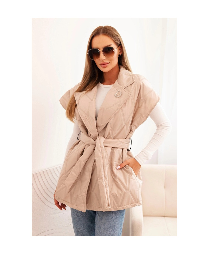 Dámska prešívaná vesta s opaskom a širokým golierom