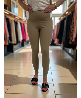 Sťahujúce legíny LARISSA