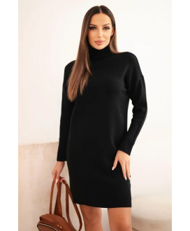 Dámske šaty s golierom