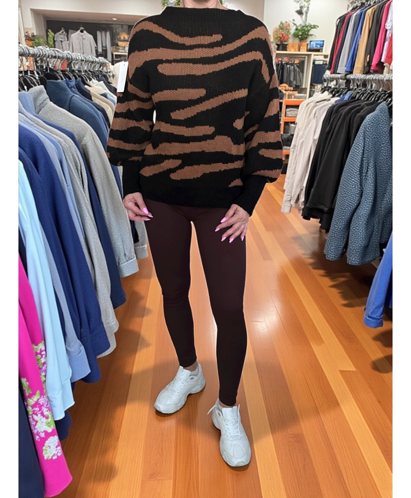 Dámsky svetrík so širokými rukávmi