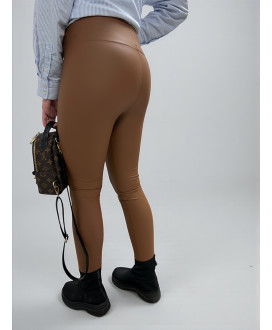 Zateplené a sťahujúce kožené legíny