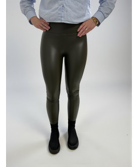 Zateplné formujúce  kožené legíny