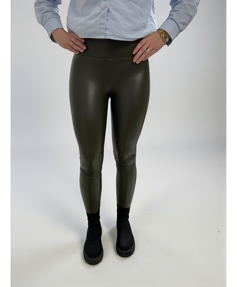 Zateplné formujúce  kožené legíny