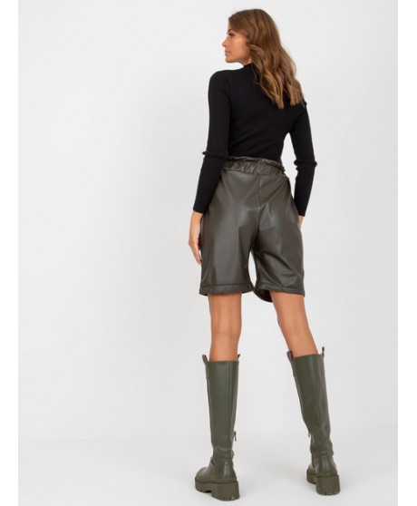 Dámske kožené zateplené šortky