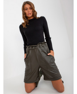 Dámske kožené zateplené šortky