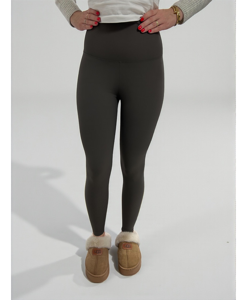 Dámske rebrované legíny s vysokým pevným pásom