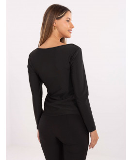Dámska blúzka s výstrihom