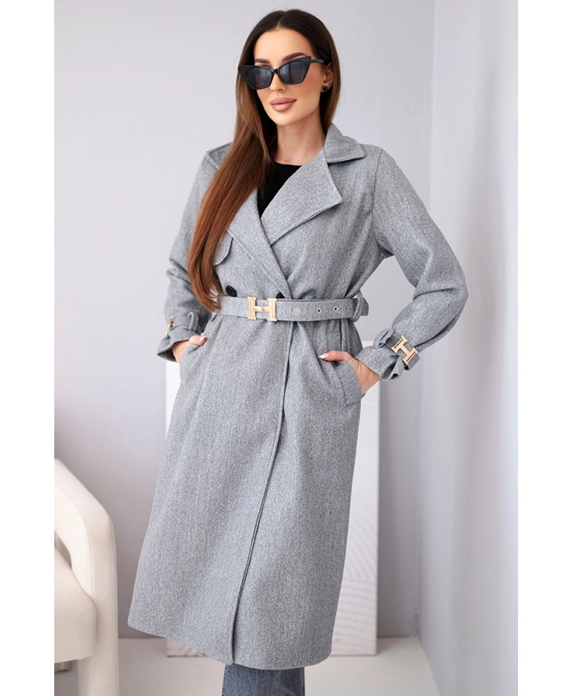 Dámsky kabát s opaskom a so zlatými sponami