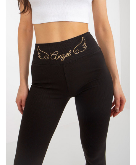 Krásne legíny značky RUE PARIS